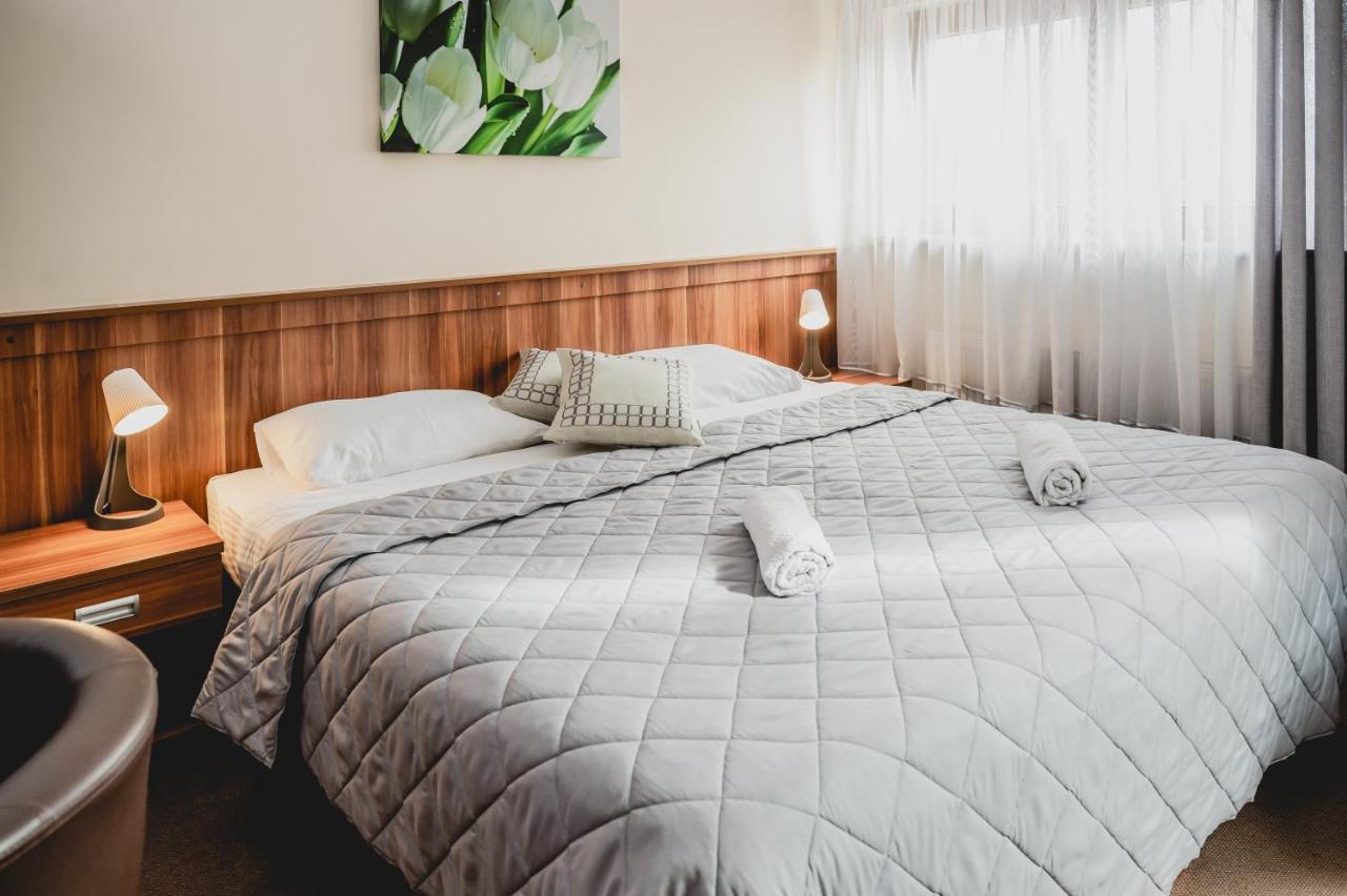 Hotel Nad Morzem- Art-Pension Swierzno 외부 사진