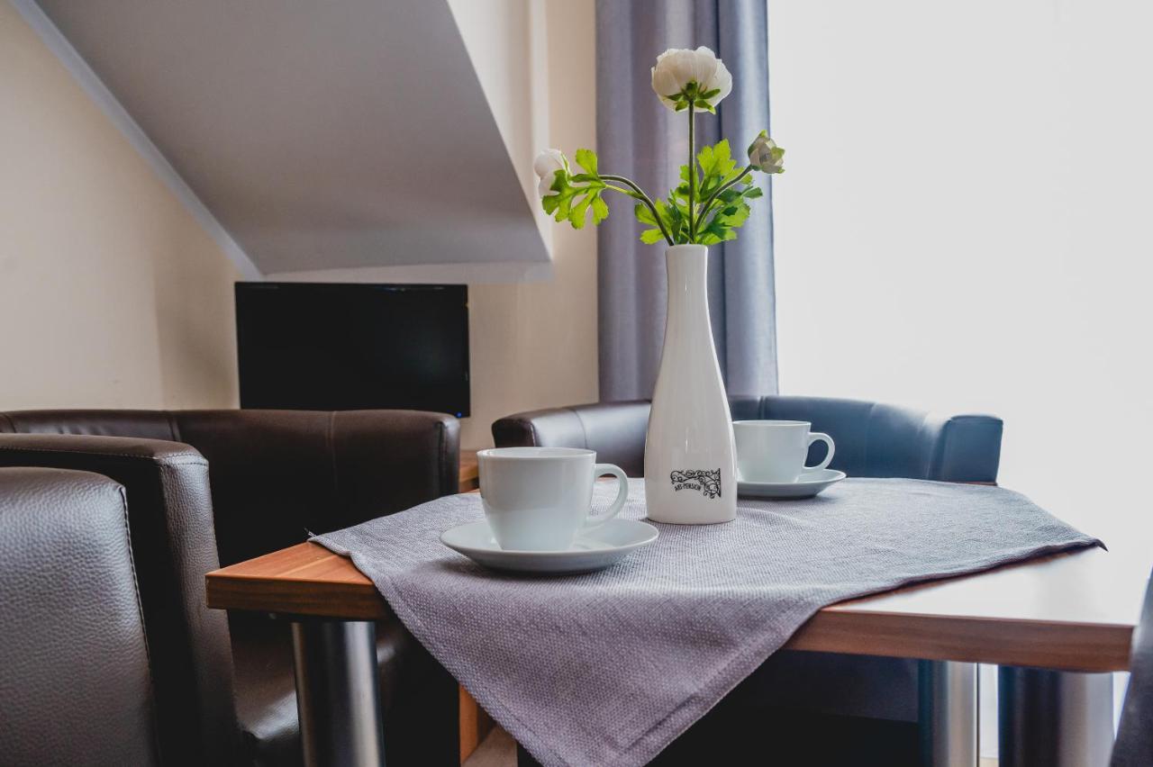 Hotel Nad Morzem- Art-Pension Swierzno 외부 사진
