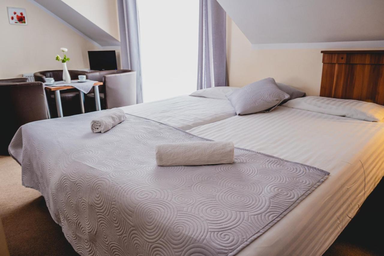 Hotel Nad Morzem- Art-Pension Swierzno 외부 사진