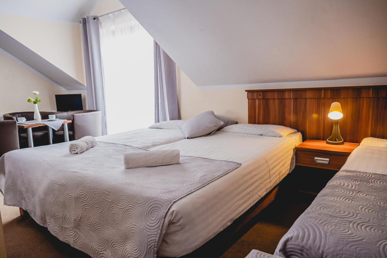 Hotel Nad Morzem- Art-Pension Swierzno 외부 사진