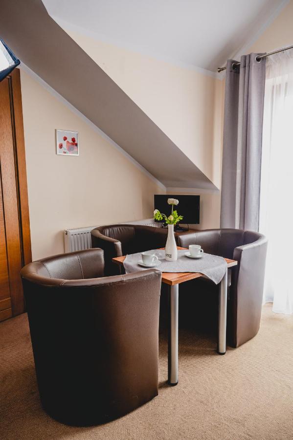 Hotel Nad Morzem- Art-Pension Swierzno 외부 사진