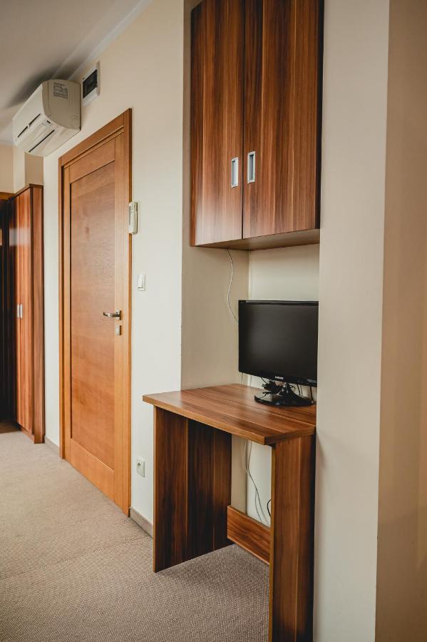 Hotel Nad Morzem- Art-Pension Swierzno 외부 사진