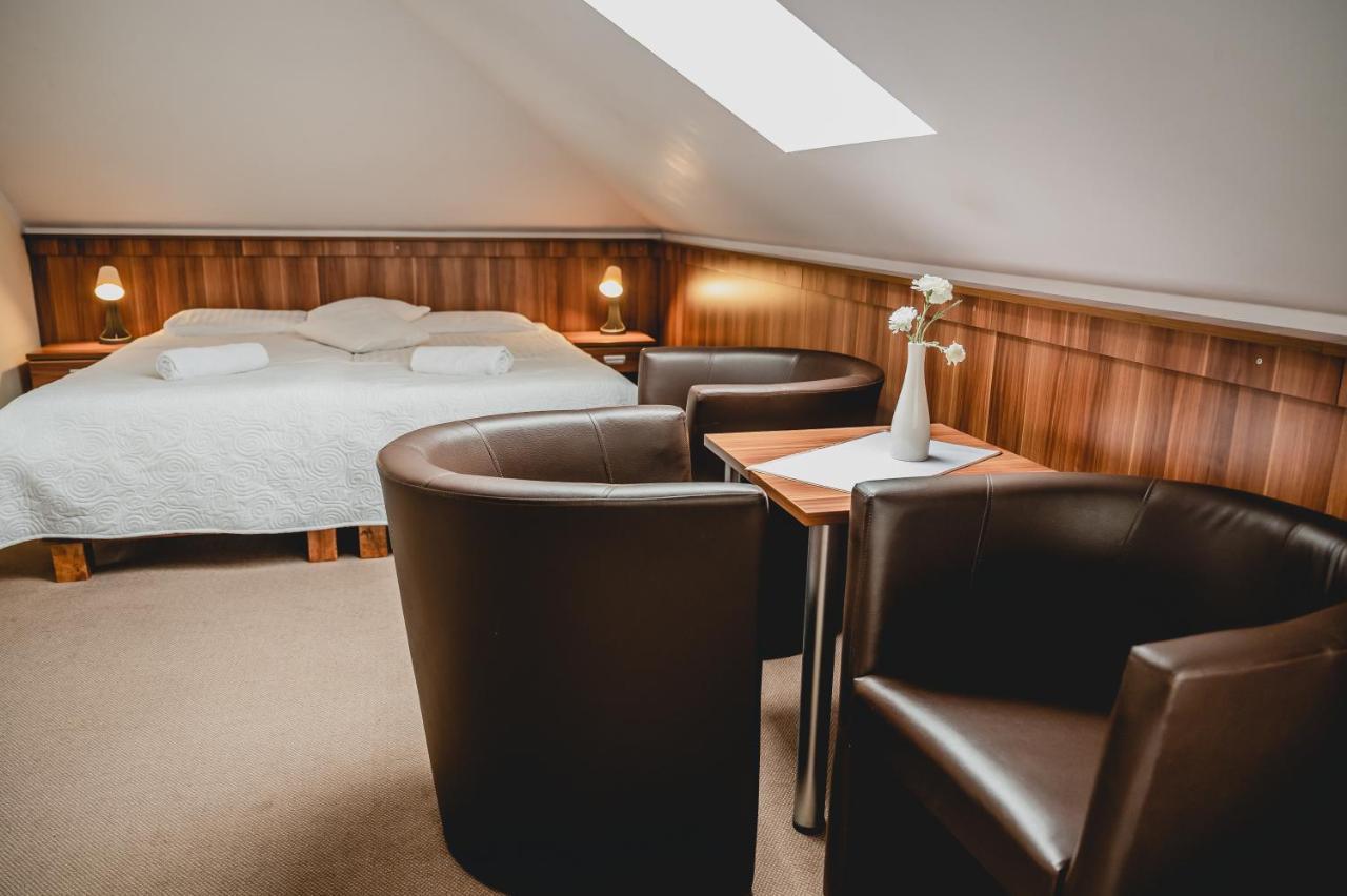 Hotel Nad Morzem- Art-Pension Swierzno 외부 사진