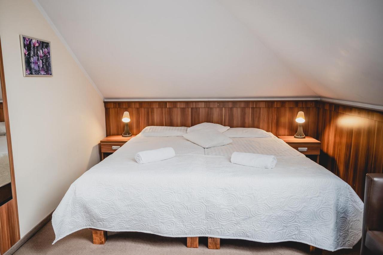 Hotel Nad Morzem- Art-Pension Swierzno 외부 사진